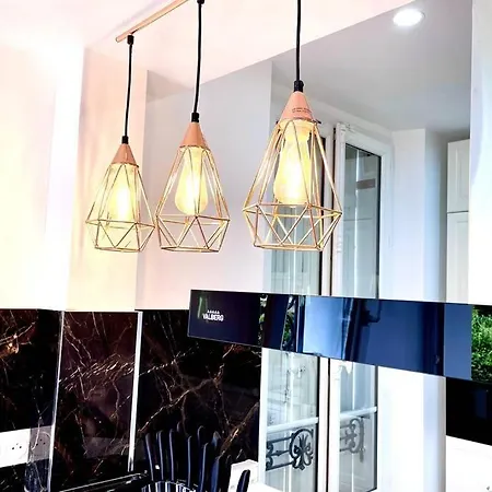 Villa Magnifique De 110m2 - Grand Parking- Pas Loin De Paris