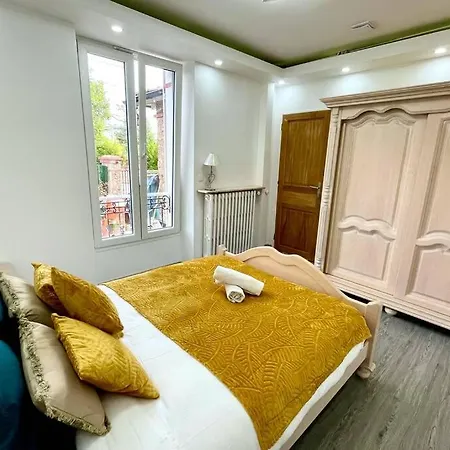 Villa Magnifique De 110m2 - Grand Parking- Pas Loin De Paris *